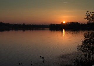 Couché de soleil, lac de Miribel (01)